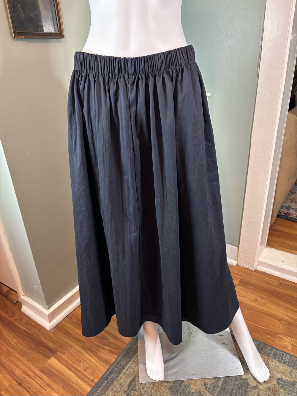 New NWT Tahiti Black Pull On Maxi Skirt L Large